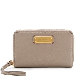 Marc Jacobs Wristlet Wallet, Taupe